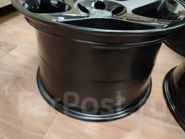 American Muscle. 10.5x17", 5x114.3, ET27, �� 70���. ����