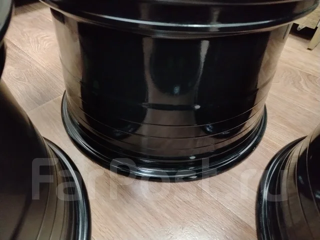 American Muscle. 10.5x17", 5x114.3, ET27, �� 70���. ����