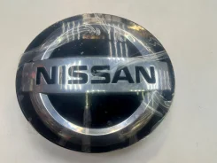 ������� Nissan Qashgai 2014-2023 62889HV20AJ11 62889HV20AJ11 ����
