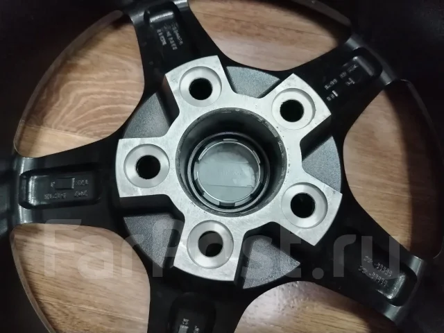 American Muscle. 10.5x17", 5x114.3, ET27, �� 70���. ����