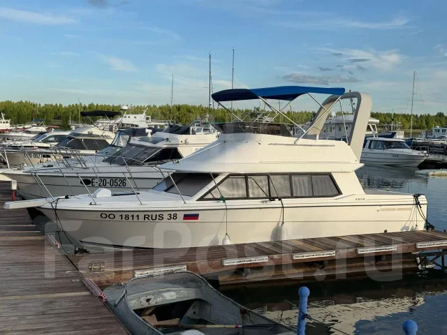 Bayliner. 2000 ���, ����� 10��., ��������� ������������, 250��.�., ������ ����