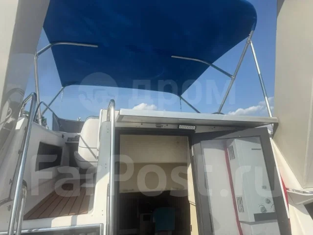 Bayliner. 2000 ���, ����� 10��., ��������� ������������, 250��.�., ������ ����