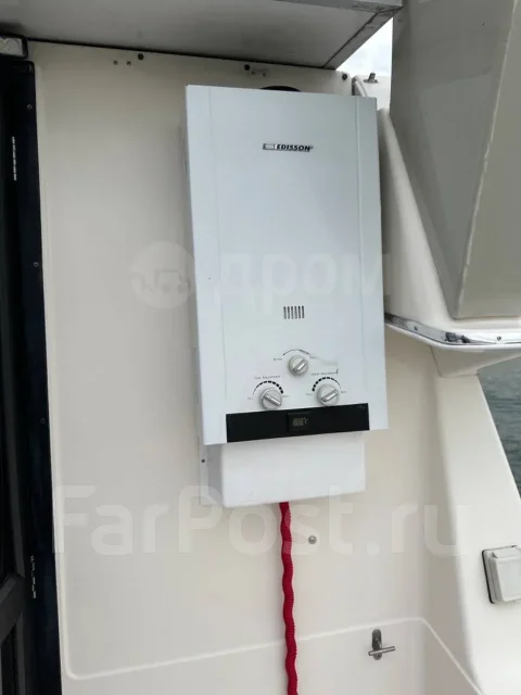 Bayliner. 2000 ���, ����� 10��., ��������� ������������, 250��.�., ������ ����