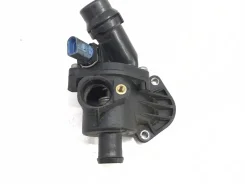 ��������� Audi A4 06B121111K B6 AVJ 06B121111K ����