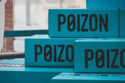 ��������� Poizon (������, DEWU) ����