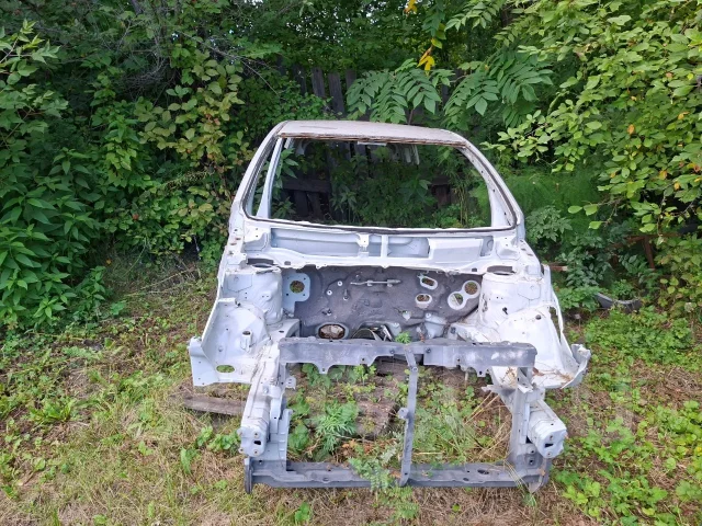 Toyota Isis. ZGM10 0021438, 2ZR0707192 ����