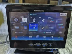 Pioneer Carrozzeria AVIC-VH0999 ����