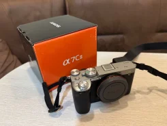 Sony Alpha ILCE-7C II. 20 � ����� ��, ���: ��� ���� ����