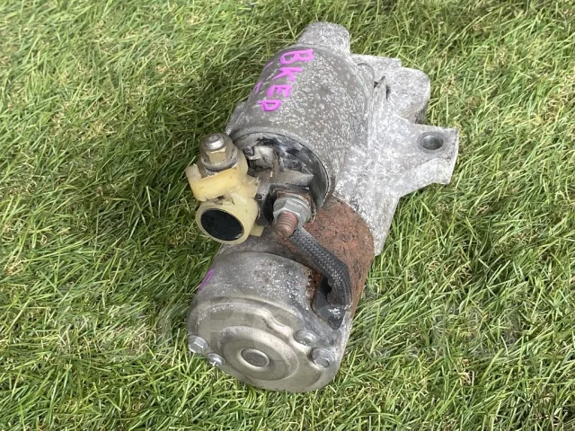 ������� Mazda Axela M000T90981 ����