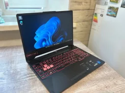 Asus. 15.6", 144����, ��� 16 ��, ���� 512���, WiFi: 1, Bluetooth: 1, ����������� �� 6��. ����