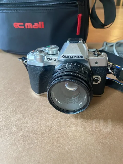 Olympus E-M10 Mark III. 10 - 14.9 ��, ���: ��� ���� ����