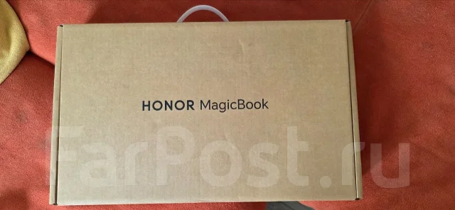 Honor MagicBook 14. 14", 2,1����, ��� 16 ��, ���� 512���, WiFi: 1, Bluetooth: 1, ����������� �� 8��. ����
