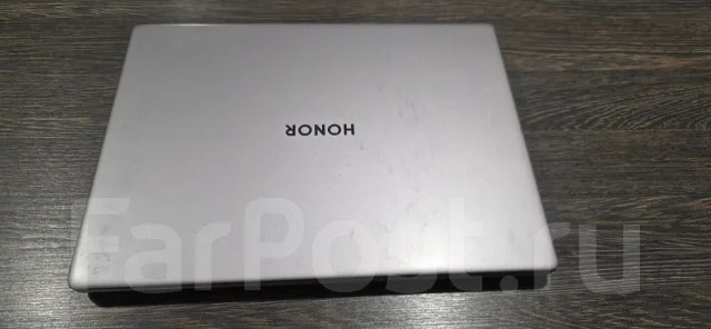 Honor MagicBook 14. 14", 2,1����, ��� 16 ��, ���� 512���, WiFi: 1, Bluetooth: 1, ����������� �� 8��. ����