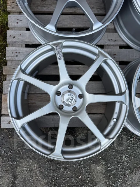 AVS Model T7. 7.5x17", 5x100, ET45, �� 71���. ����