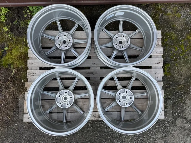 AVS Model T7. 7.5x17", 5x100, ET45, �� 71���. ����