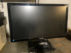 Samsung. 24", ���������� �� (LCD, LED, QLED) ����