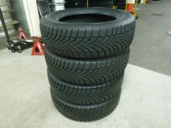 Dunlop Synchro Weather