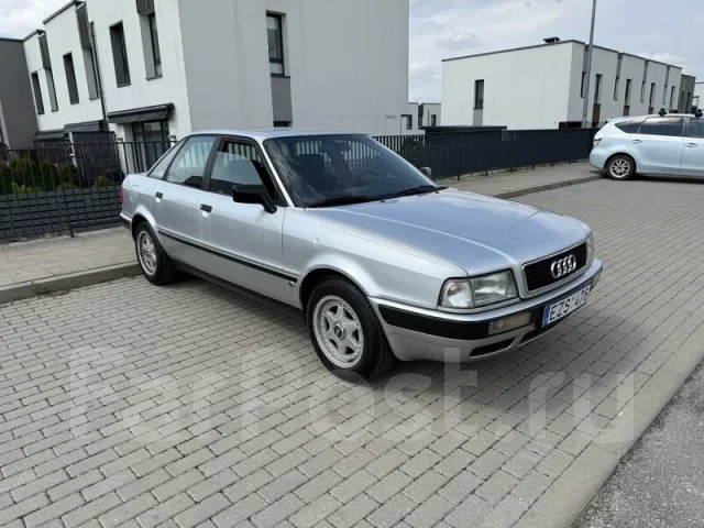 Audi 80 ����