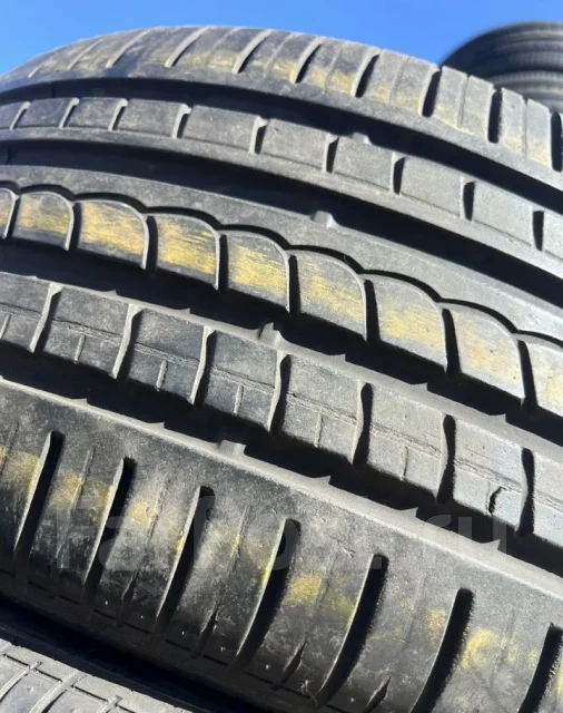 Pirelli P Zero Rosso
