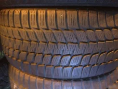 Bridgestone Blizzak LM-25