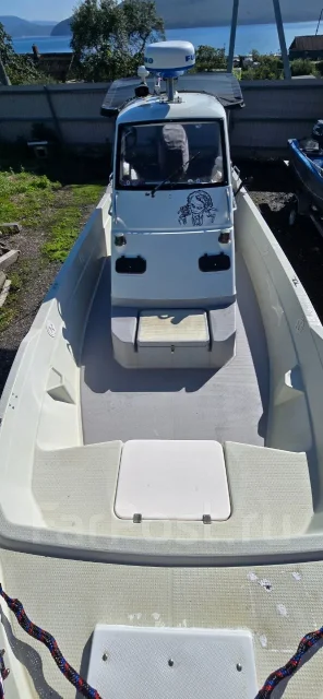 Yamaha UF-23. 1990 ���, ����� 7,07��., ��������� ���������, 200��.�., ������ ����