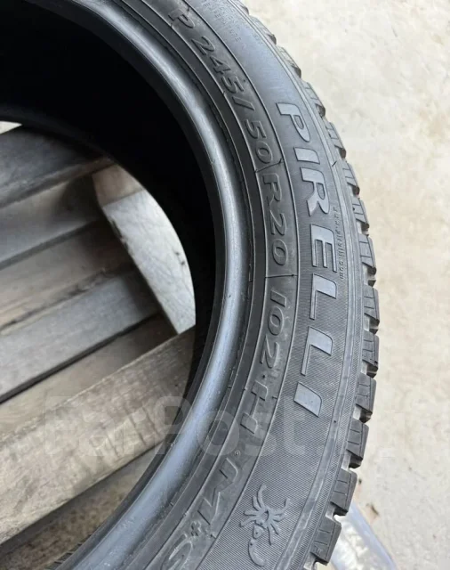 Pirelli Scorpion STR