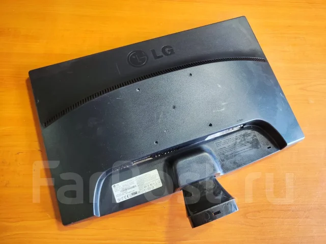 LG. 20", ���������� �� (LCD, LED, QLED) ����