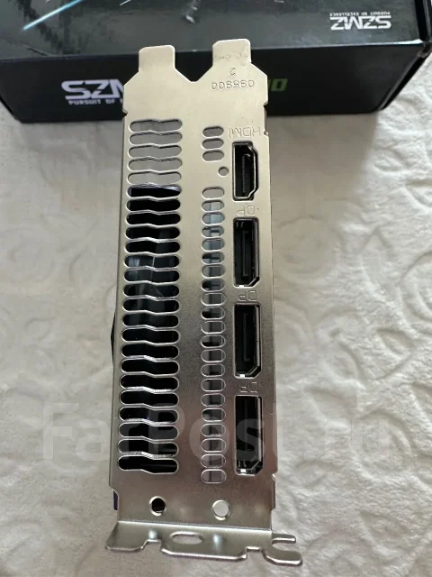 Radeon RX 580 2048SP ����
