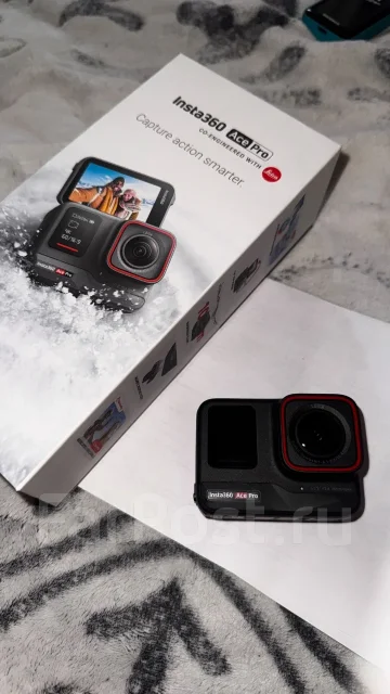 Insta360 Ace Pro ����