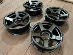 Motor Farm J-Revolution. 5.5x16", 5x139.7, ET-25, �� 108,1���. ����