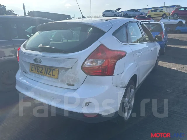 ������� Ford Focus 3 2011-2015 21441226 AV6N11000GC ����