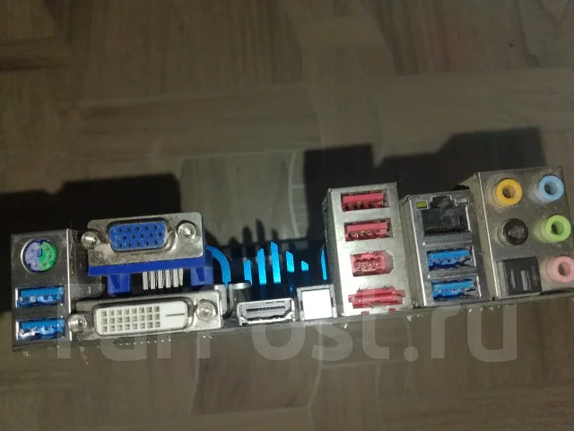Socket FM1 ����