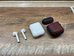 Apple AirPods 2 ����