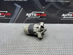 ������� Renault Megane 7700104674 ������� 1.6 K4M701 7700104674 ����