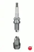 ����� ���������! Audi A4, VW Passat 2.0 01, Skoda Felicia 1.3/1.4 96 BKUR5ET-10 NGK 7553 7553 ����