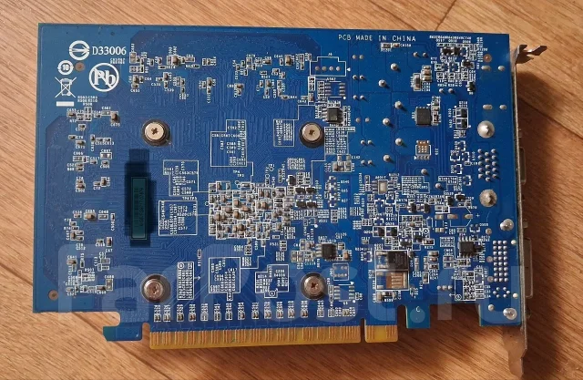 GeForce GT 730 ����