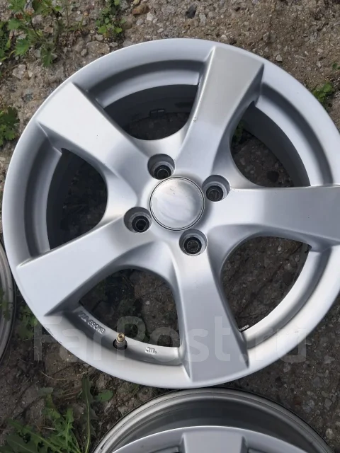 Grass CF. 6.0x15", 4x100, ET43, �� 73,1���. ����