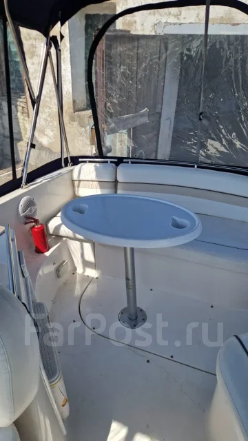 Rinker. 2008 ���, ����� 8,6��., ��������� ������������, 350��.�., ������. ��� ����� �� ������������ ����