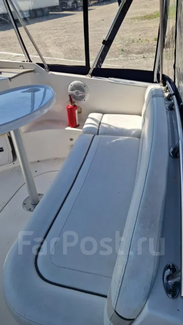 Rinker. 2008 ���, ����� 8,6��., ��������� ������������, 350��.�., ������. ��� ����� �� ������������ ����