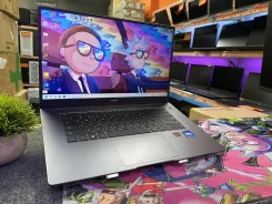 Huawei. 15.6", ��� 16 ��, WiFi: 1, Bluetooth: 1 ����