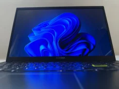 Asus VivoBook 15 M513UA. 15.6", 1,8����, ��� 16 ��, ���� 512���, WiFi: 1, Bluetooth: 1 ����