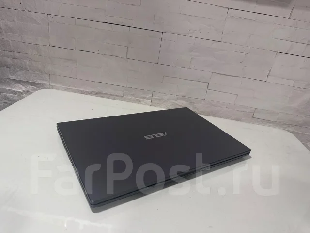 Asus. WiFi: 1, Bluetooth: 1 ����