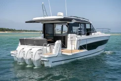 Jeanneau Merry Fisher. 2026 ���, ����� 12,4��., ��������� ���������, 900��.�., ������. ��� ����� �� ������ ����