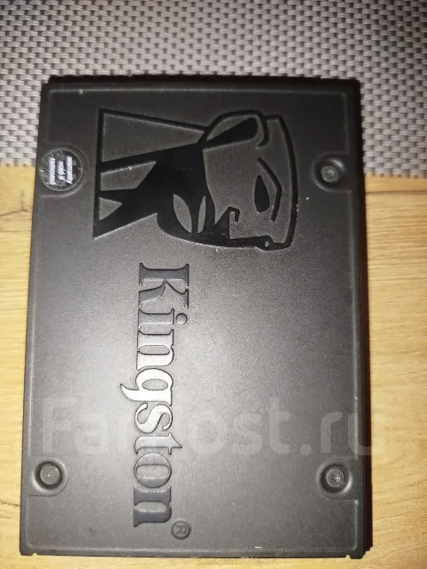 SSD 2,5 �����. 240���, ��������� SATA III (6 ����/�) ����