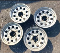 Suzuki. 5.5x15", 5x139.7, ET5, �� 108���. ����