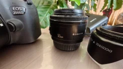 Canon EOS 2000D Kit ����