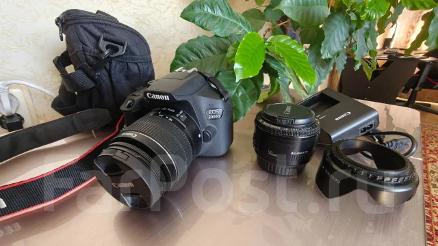 Canon EOS 2000D Kit ����