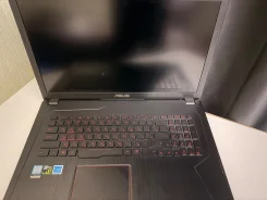 Asus. 2,8����, ��� 8 ��, ���� 1 000���, WiFi: 1, Bluetooth: 1 ����