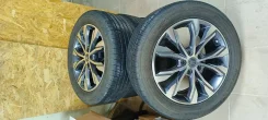 Yokohama BluEarth-XT AE-61A. ������, 2025 ���, �/�, ����� �� 5 % ����