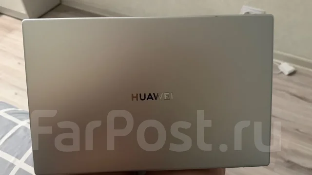 Huawei MateBook D 15. 15.6", 2,1����, ��� 8 ��, ���� 512���, WiFi: 1, Bluetooth: 1 ����